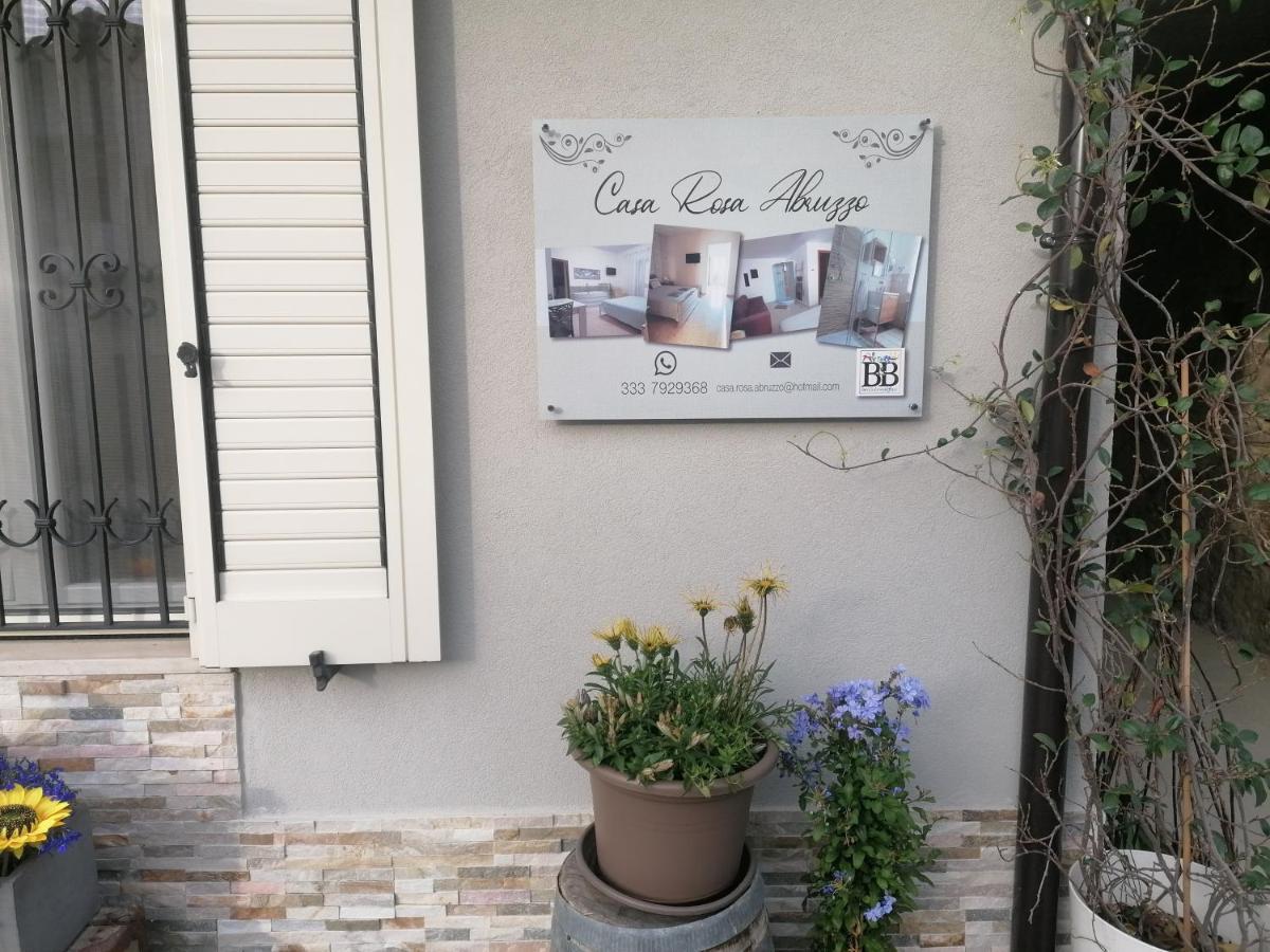 Bed and Breakfast Casa Rosa Abruzzo Musellaro Екстер'єр фото
